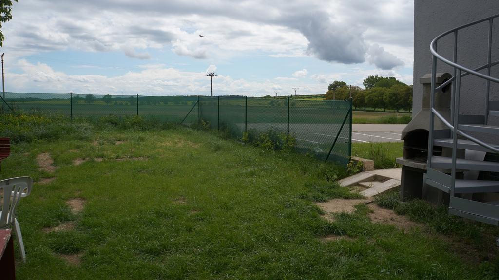 Ubytovaci Areal Rouchovany Exterior foto